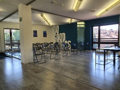 Foto Locale commerciale a Torino Santa Rita di 206 m² con 3 locali