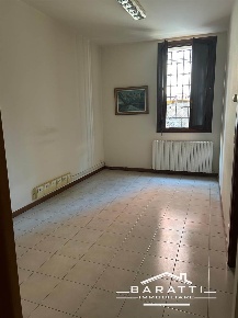 Foto Ufficio a Suzzara Centro di 50 m² con 4 locali in vendita