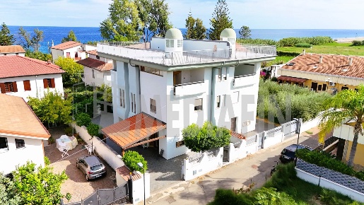 Foto Villa bifamiliare in CONTRADA GALDERATE SNC, Corigliano-Rossano