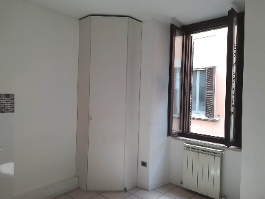 Foto Ufficio in Via Roma 137, Terni Centro Storico di 70 m² con 5 locali
