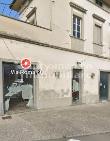Foto Locale commerciale a Santa Croce sull'Arno Centro di 322 m² in vendita