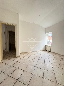 Foto Casa indipendente a Carrara Centro di 73 m² con 5 locali in vendita