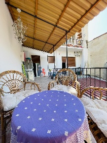 Foto Appartamento a Viareggio Centro di 110 m² con 6 locali in affitto