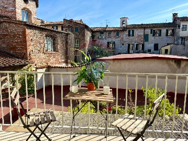 Foto Appartamento in via Crocifisso, Lucca Piazza Napoleone - San Michele