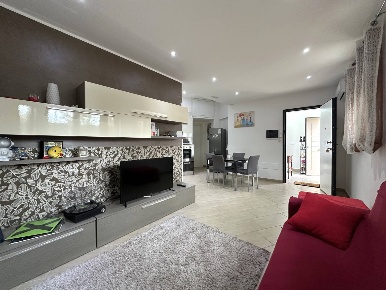 Foto Villa a schiera in Via Cagliari, Catanzaro Catanzaro Lido di 60 m²
