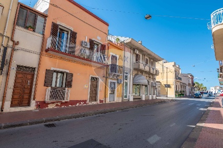 Foto Casa indipendente in Corso Vittorio Emanuele, Avola Centro di 120 m²