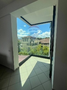 Foto Ufficio in di Salicchi, Lucca San Marco - Acquacalda di 230 m²