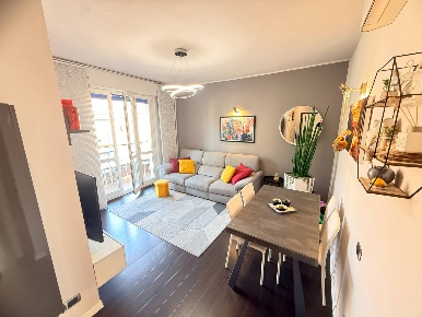 Foto Appartamento in via marco polo, Arcore Centro di 85 m² con 3 locali