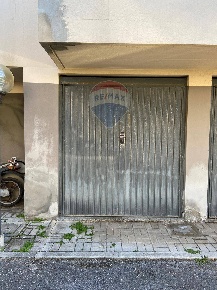 Foto Box in Via lago di scanno, Montesilvano Santa Filomena di 17 m²
