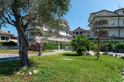 Foto Appartamento in Via Madre Teresa di Calcutta, San Vittore Olona