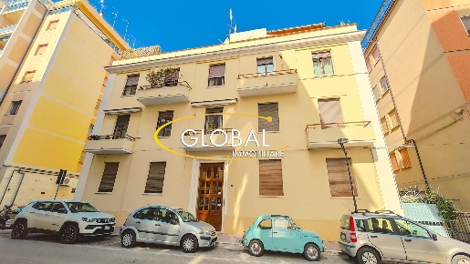 Foto Appartamento a Pescara Piazza Salotto - Corso Umberto di 146 m²