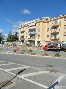 Foto Appartamento in Via Paladini, Caltanissetta Centro di 107 m²