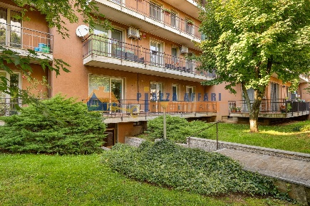 Foto Appartamento in via Mameli, Gallarate Sciarè di 139 m² con 4 locali