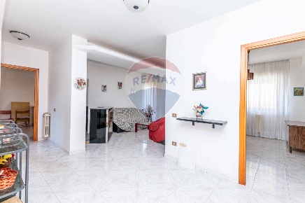 Foto Appartamento in Via Giovanni Battista Pergolesi 13, Pozzallo di 144 m²