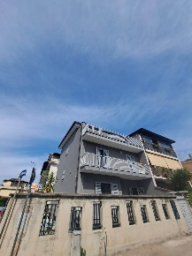 Foto Casa indipendente a San Vitaliano di 250 m² con 6 locali in vendita