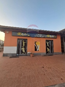 Foto Negozio in Via Poggio D'aquila, Catania San Giovanni Galermo di 114 m²
