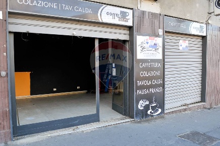 Foto Negozio in ENRICO FERRI, Catania Borgo di 40 m² con 2 locali