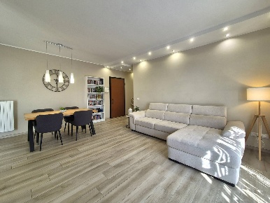 Foto Appartamento in Viale Manzoni, Belgioioso Centro di 93 m² con 3 locali