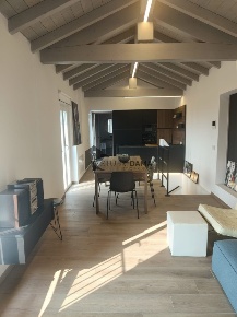 Foto Villa unifamiliare in Via Torrione 22, Gargnano Centro di 110 m²