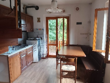 Foto Appartamento a Arta Terme Centro di 75 m² con 3 locali in vendita