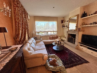 Foto Casa indipendente a Rimini Gaiofana di 267 m² con 7 locali in vendita