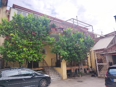 Foto Appartamento a Orta di Atella di 100 m² con 4 locali in vendita