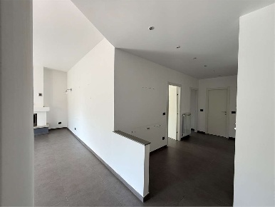 Foto Appartamento in Via Siaggia  1, Spotorno di 110 m² con 4 locali