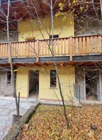 Foto Appartamento in Via Camarelli, San Giovanni Bianco di 59 m² in vendita