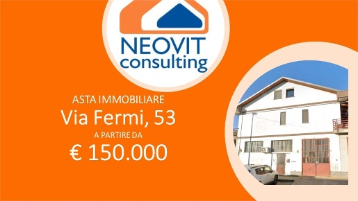 Foto Casa indipendente in Via Fermi 53, Alpignano di 573 m² con 6 locali