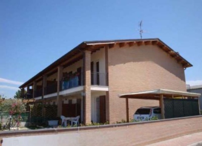 Foto Appartamento in Località Fossolo, Faenza di 121 m² con 6 locali