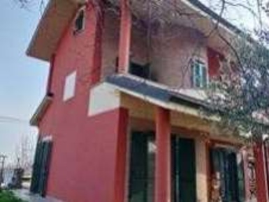 Foto Villa unifamiliare in Str. Europa, Bricherasio Rotonda di 236 m²