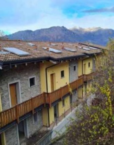 Foto Appartamento in Via Camarelli, San Giovanni Bianco di 58 m² in vendita