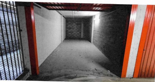 Foto Box in Via Carlo Imbonati, Milano Dergano di 32 m² con 2 locali