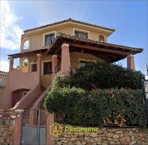 Foto Appartamento in Via Regina Elena 31, Villasimius Centro di 84 m²