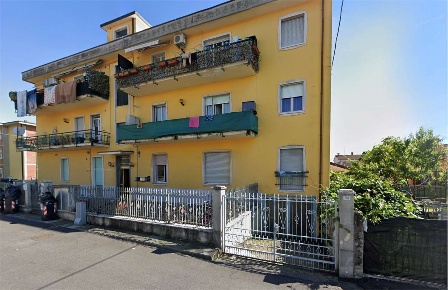 Foto Appartamento in Via Piave 56, Rovato Centro di 81 m² con 3 locali