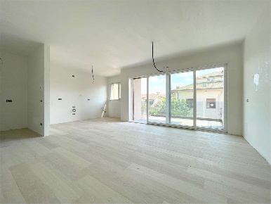 Foto Appartamento in Via Caduti di Nassirya, Rovellasca di 90 m² in vendita