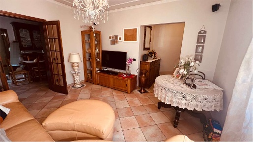 Foto Appartamento in via delle ville 493, Capannori di 180 m² con 8 locali