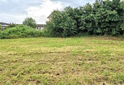 Foto Terreno edificabile in Via Risorgimento, Sarego di 612 m² in vendita
