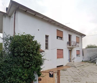 Foto Casa indipendente in via Giuseppe Corazzin, Paese Postioma di 289 m²