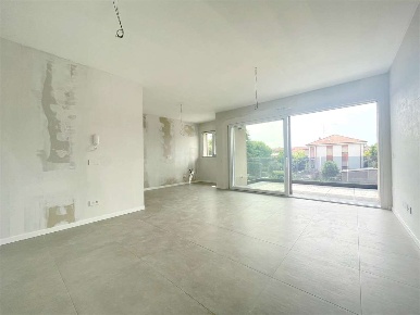 Foto Appartamento in via caduti di nassirya, Rovellasca di 70 m² in vendita