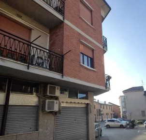 Foto Appartamento in Piazza Beretta, Sulbiate Centro di 114 m² con 5 locali