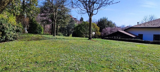 Foto Terreno edificabile a Fregona di 1000 m² in vendita