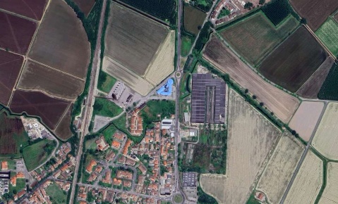 Foto Box in Via della Stazione, San Martino Siccomario di 78 m² in vendita
