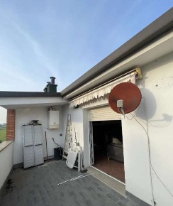 Foto Appartamento in Via F. Berardi, Massa Lombarda di 103 m² con 6 locali