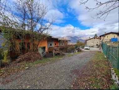 Foto Appartamento in Via Camarelli, San Giovanni Bianco di 40 m² in vendita