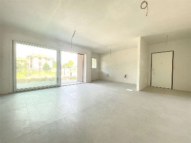 Foto Appartamento in Via Caduti di Nassirya, Rovellasca di 90 m² in vendita
