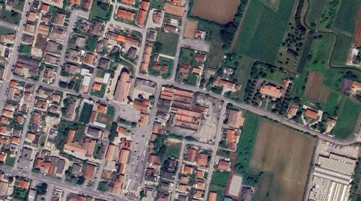 Foto Capannone industriale in Piazza Mercato, Villanova di Camposampiero