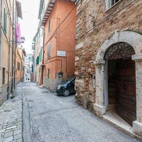 Foto Appartamento a Perugia di 90 m² con 6 locali in vendita
