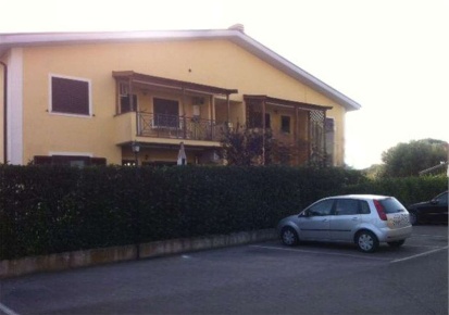 Foto Appartamento in Via Quadrelle, Roma Monte Migliore di 44 m² in vendita