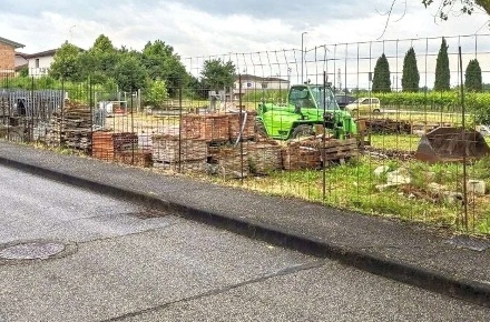 Foto Terreno edificabile in Via Risorgimento, Sarego di 630 m² in vendita